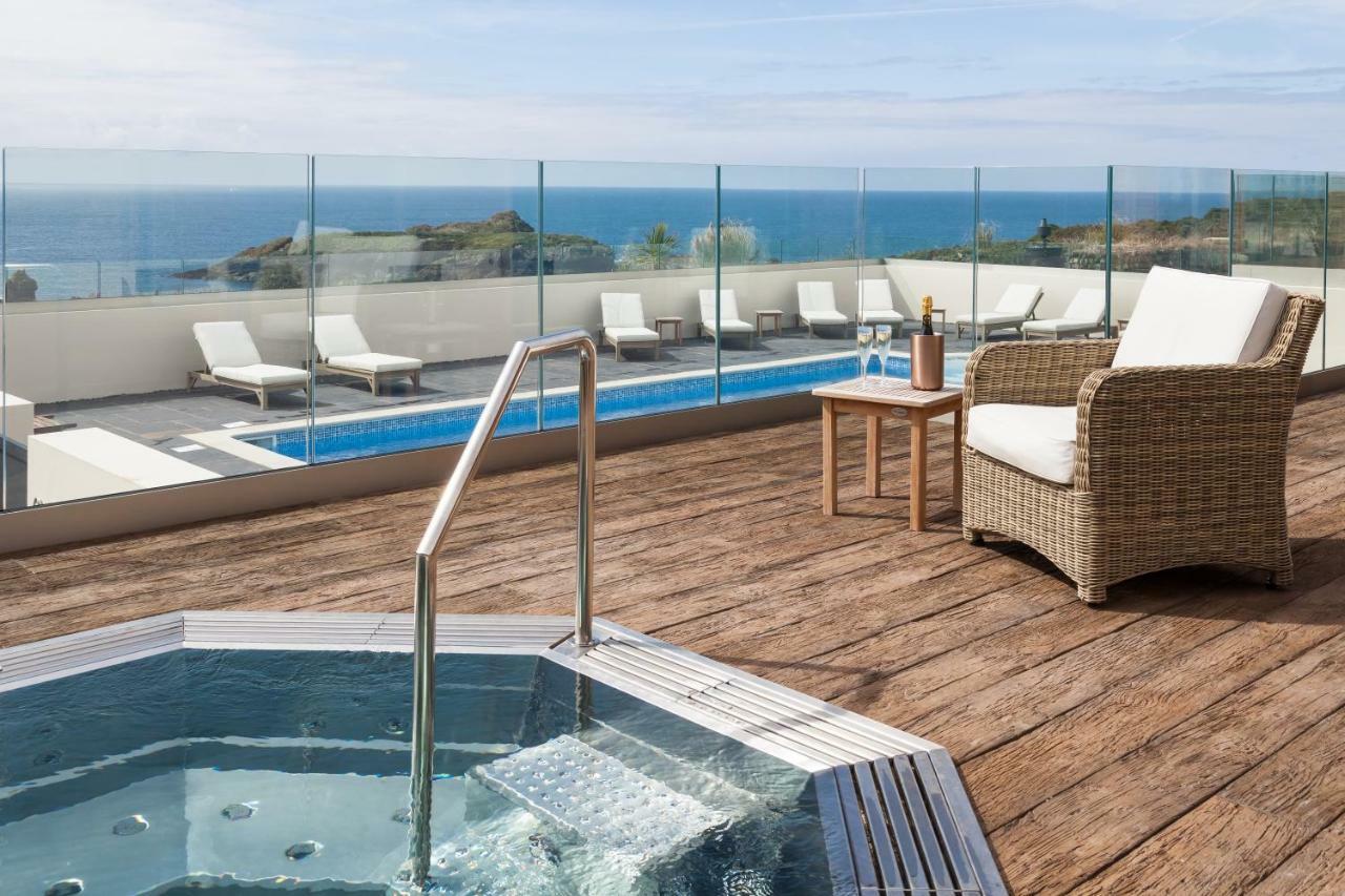 Hotel Cove & 4*