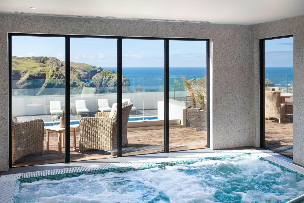 Cove & 4*